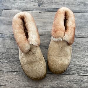 OLD FRIEND SLIPPERS